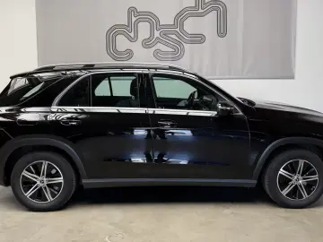 MERCEDES-BENZ GLE 300 d 4M