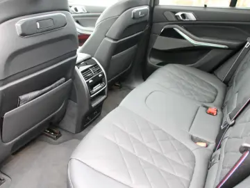 BMW X5 xDrive40d M-Sport Standhzg. AHK