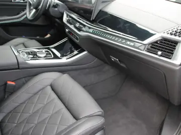 BMW X5 xDrive40d M-Sport Standhzg. AHK