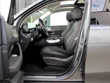 MERCEDES-BENZ GLE 300 d 4M AMG