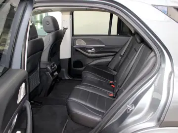 MERCEDES-BENZ GLE 300 d 4M AMG