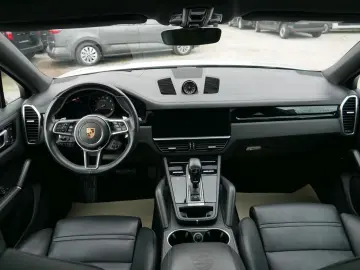 Porsche Cayenne Coupé  LED SZH KAMERA AHK
