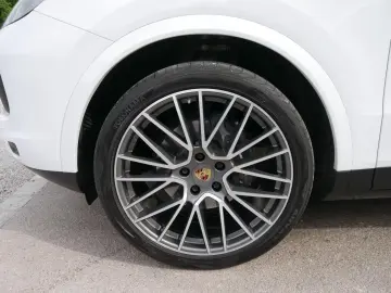 Porsche Cayenne Coupé  LED SZH KAMERA AHK