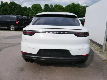 Porsche Cayenne Coupé  LED SZH KAMERA AHK