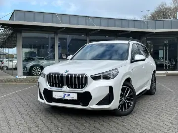 BMW X1 18i sDrive M-Sport AHK Alcantara WR CarPlay