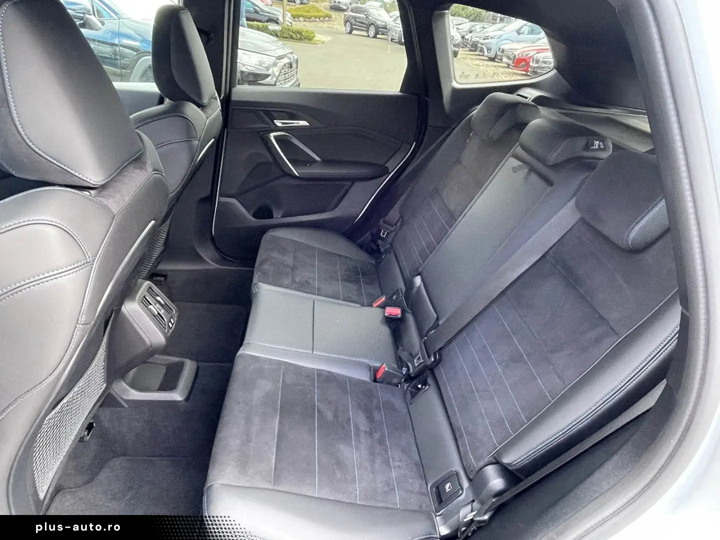 BMW X1 18i sDrive M-Sport AHK Alcantara WR CarPlay