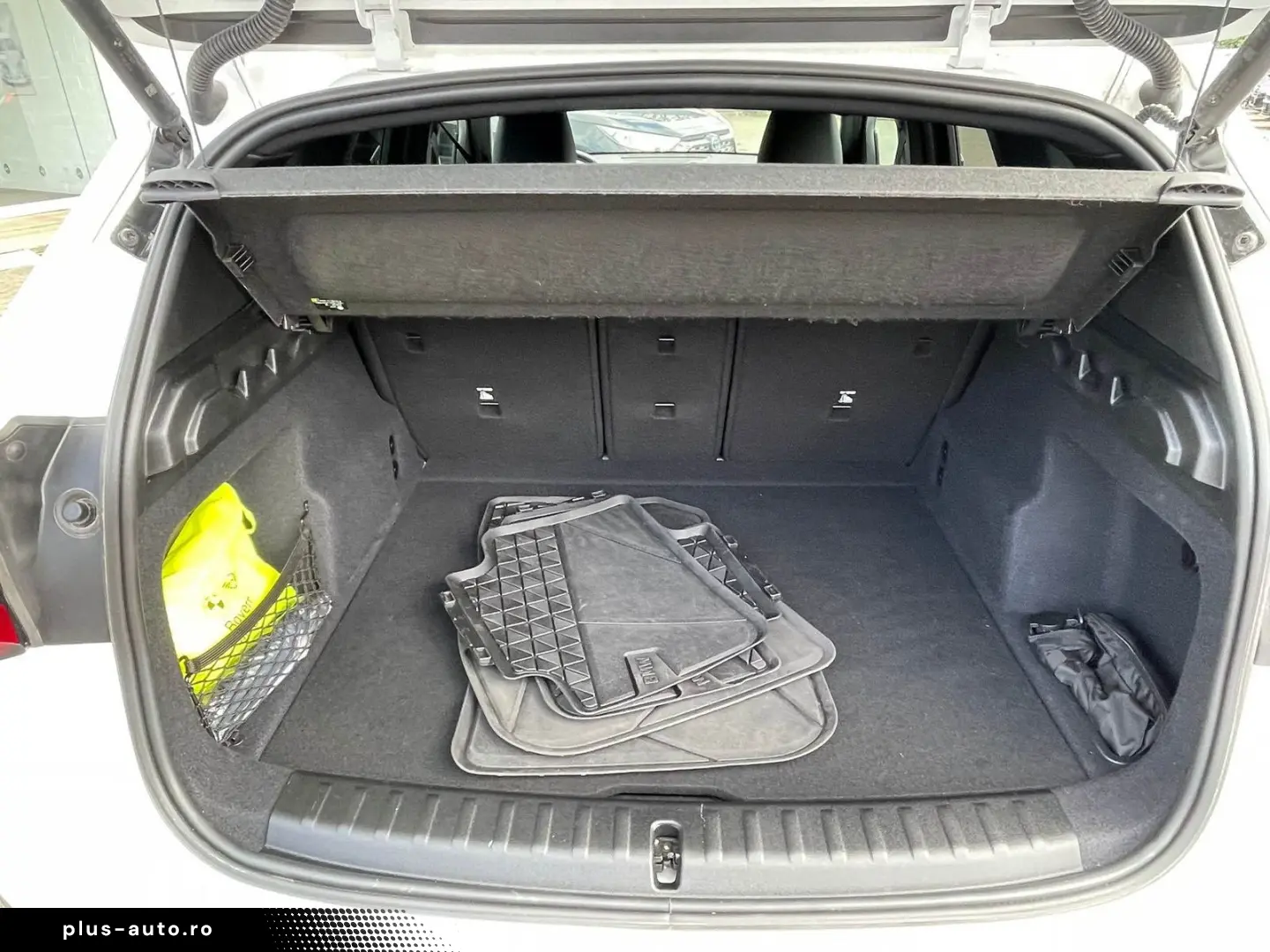 BMW X1 18i sDrive M-Sport AHK Alcantara WR CarPlay