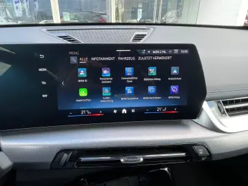 BMW X1 18i sDrive M-Sport AHK Alcantara WR CarPlay
