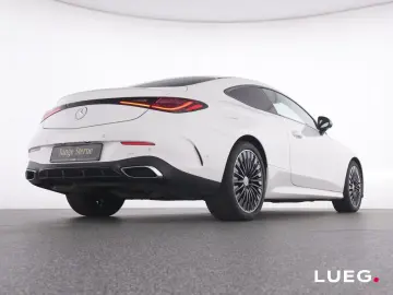 MERCEDES-BENZ CLE 220 d Coupé AMG MBUX DLight Pano Night 360