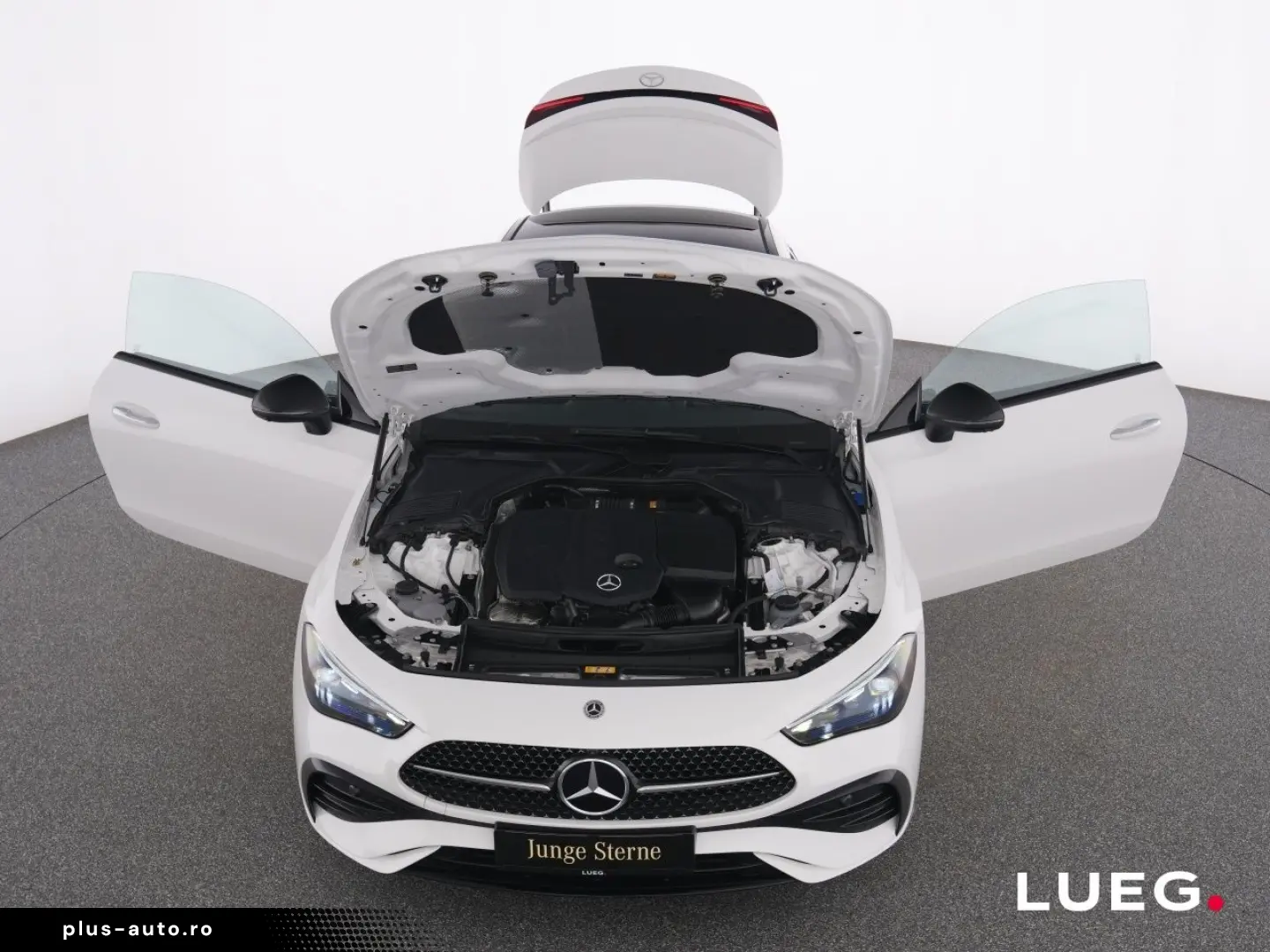 MERCEDES-BENZ CLE 220 d Coupé AMG MBUX DLight Pano Night 360