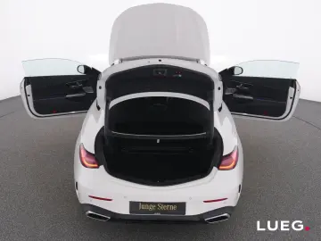 MERCEDES-BENZ CLE 220 d Coupé AMG MBUX DLight Pano Night 360