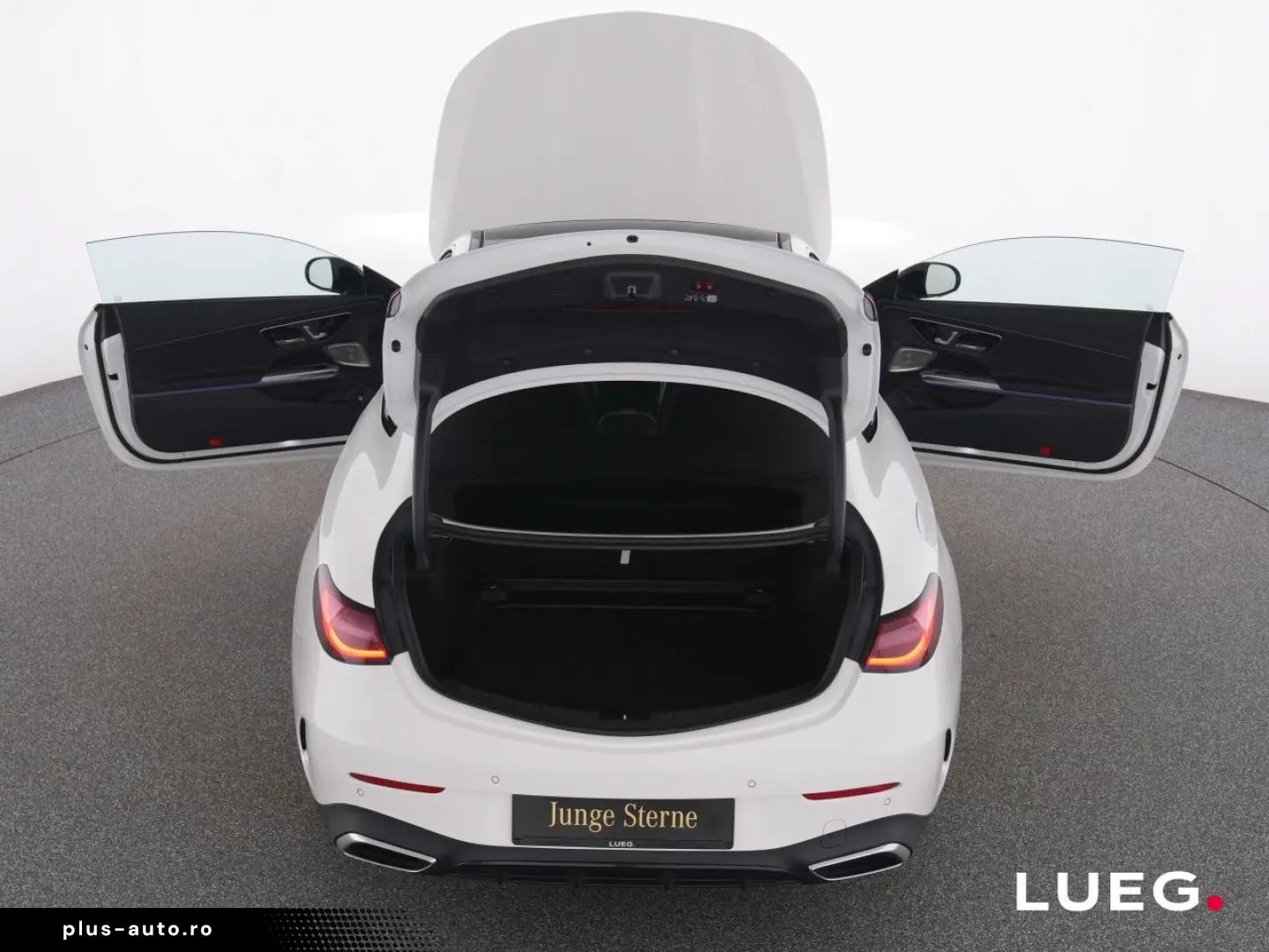 MERCEDES-BENZ CLE 220 d Coupé AMG MBUX DLight Pano Night 360