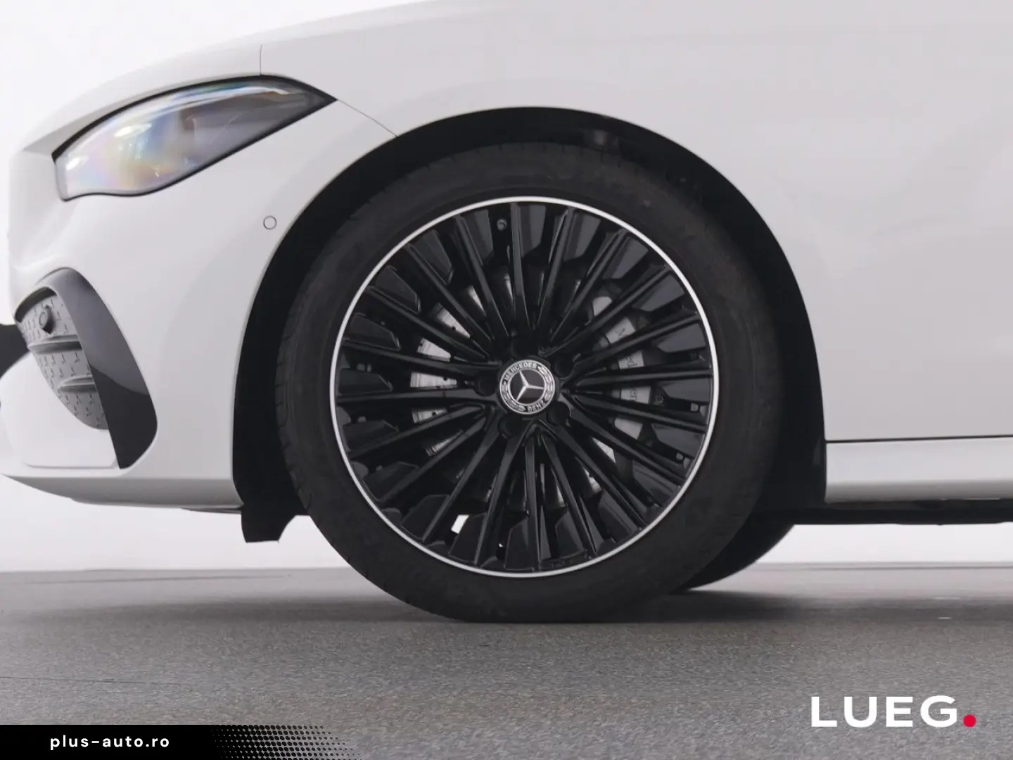 MERCEDES-BENZ CLE 220 d Coupé AMG MBUX DLight Pano Night 360