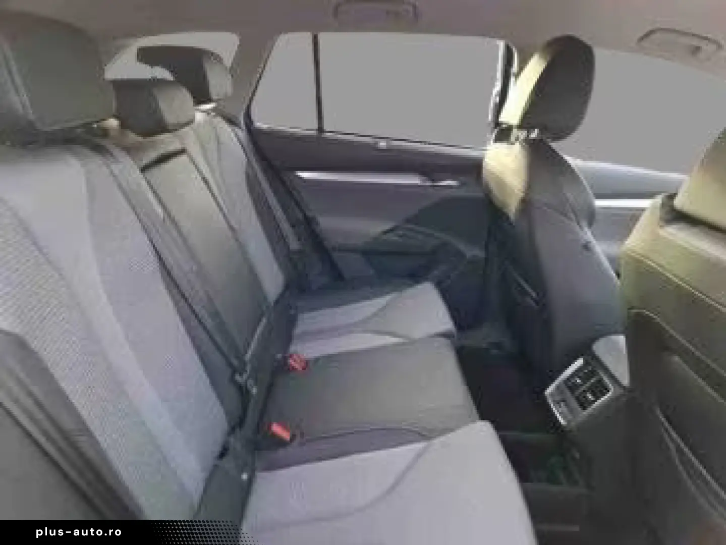 Skoda Enyaq iV 50 Loft 55 kWh APP NAVI ACC LED RFK SHZ