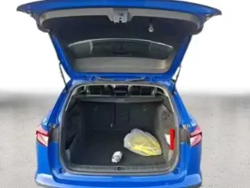 Skoda Enyaq iV 50 Loft 55 kWh APP NAVI ACC LED RFK SHZ