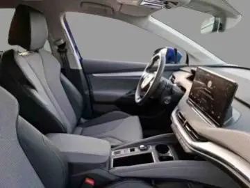 Skoda Enyaq iV 50 Loft 55 kWh APP NAVI ACC LED RFK SHZ