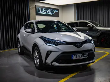 TOYOTA CHR