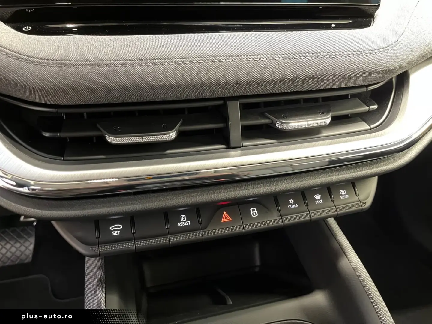 Skoda Enyaq 50 Loft Teilleder Standheizung