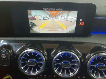 MERCEDES-BENZ CLA 250 e 8G-Progressive Beam MBUX