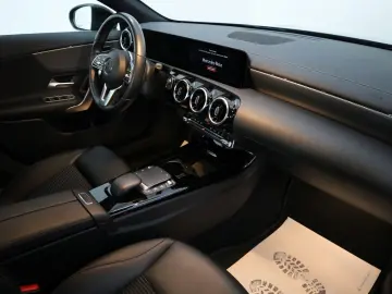 MERCEDES-BENZ CLA 250e Coupe Progressive Navi Kamera