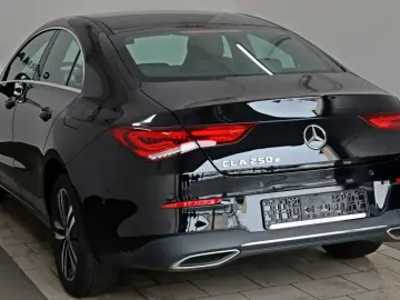 MERCEDES-BENZ CLA 250e Coupe Progressive Navi Kamera