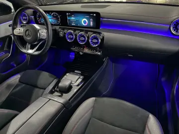 MERCEDES-BENZ CLA 180 AMG-LINE AMBIENTE KAMERA NIGHT