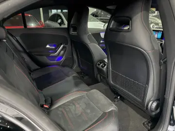 MERCEDES-BENZ CLA 180 AMG-LINE AMBIENTE KAMERA NIGHT