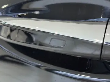 MERCEDES-BENZ CLA 180 AMG-LINE AMBIENTE KAMERA NIGHT