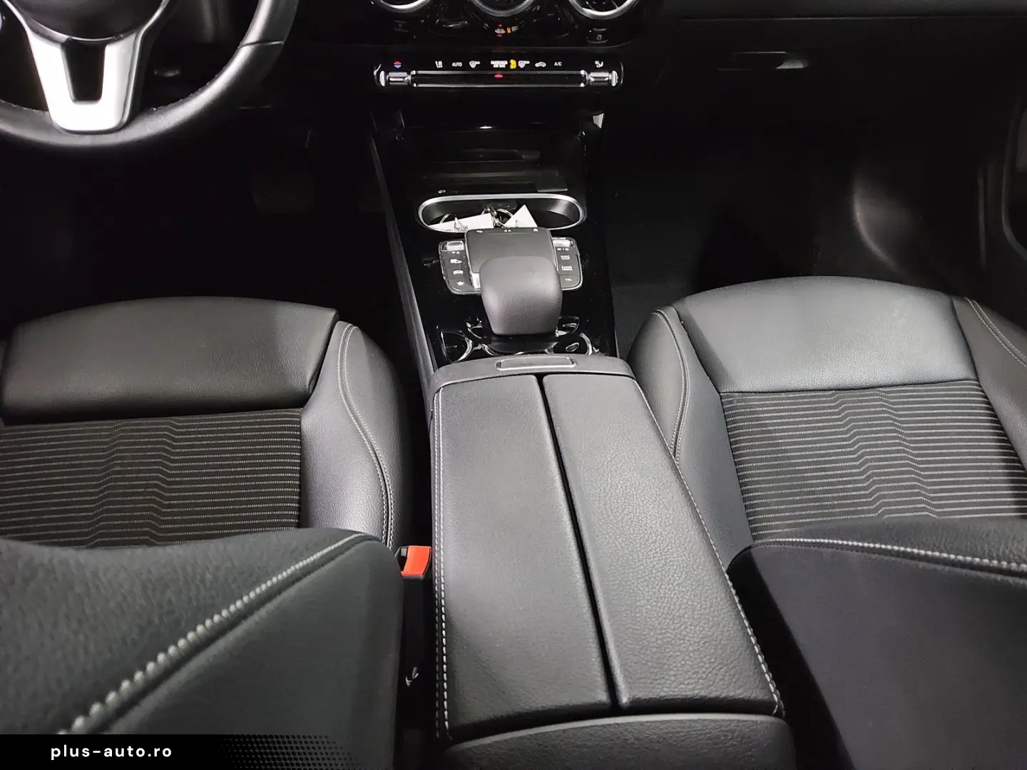 MERCEDES-BENZ CLA 200 d Progressive MBUX LED Distronic