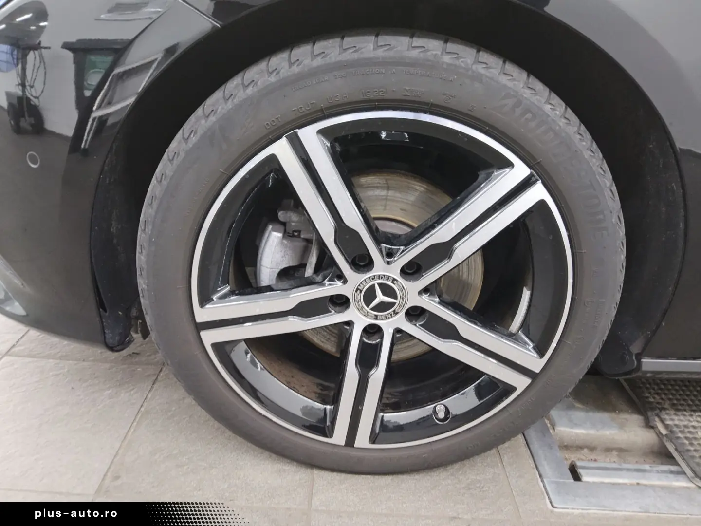 MERCEDES-BENZ CLA 200 d Progressive MBUX LED Distronic