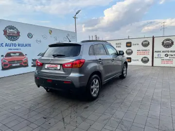 Mitsubishi ASX 2011