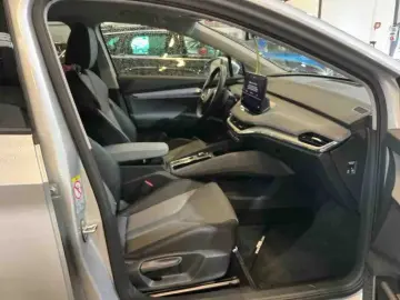 Skoda Enyaq 60 electric 132 kW   LED RFK ACC Navi