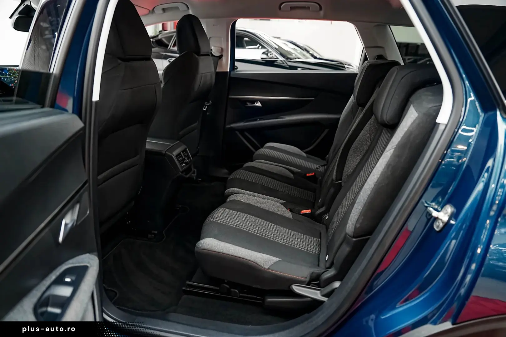 Peugeot 5008 Gen-Ii-2016