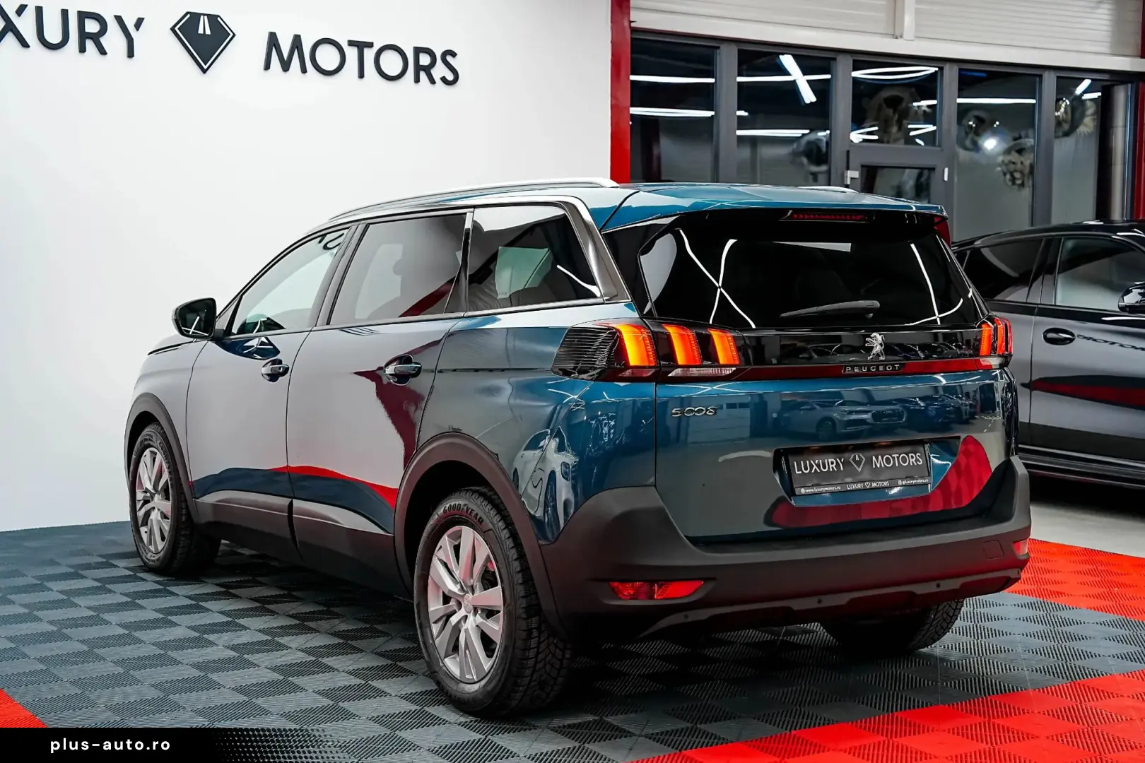 Peugeot 5008 Gen-Ii-2016