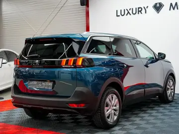 Peugeot 5008 Gen-Ii-2016