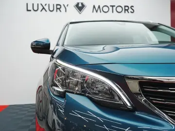 Peugeot 5008 Gen-Ii-2016