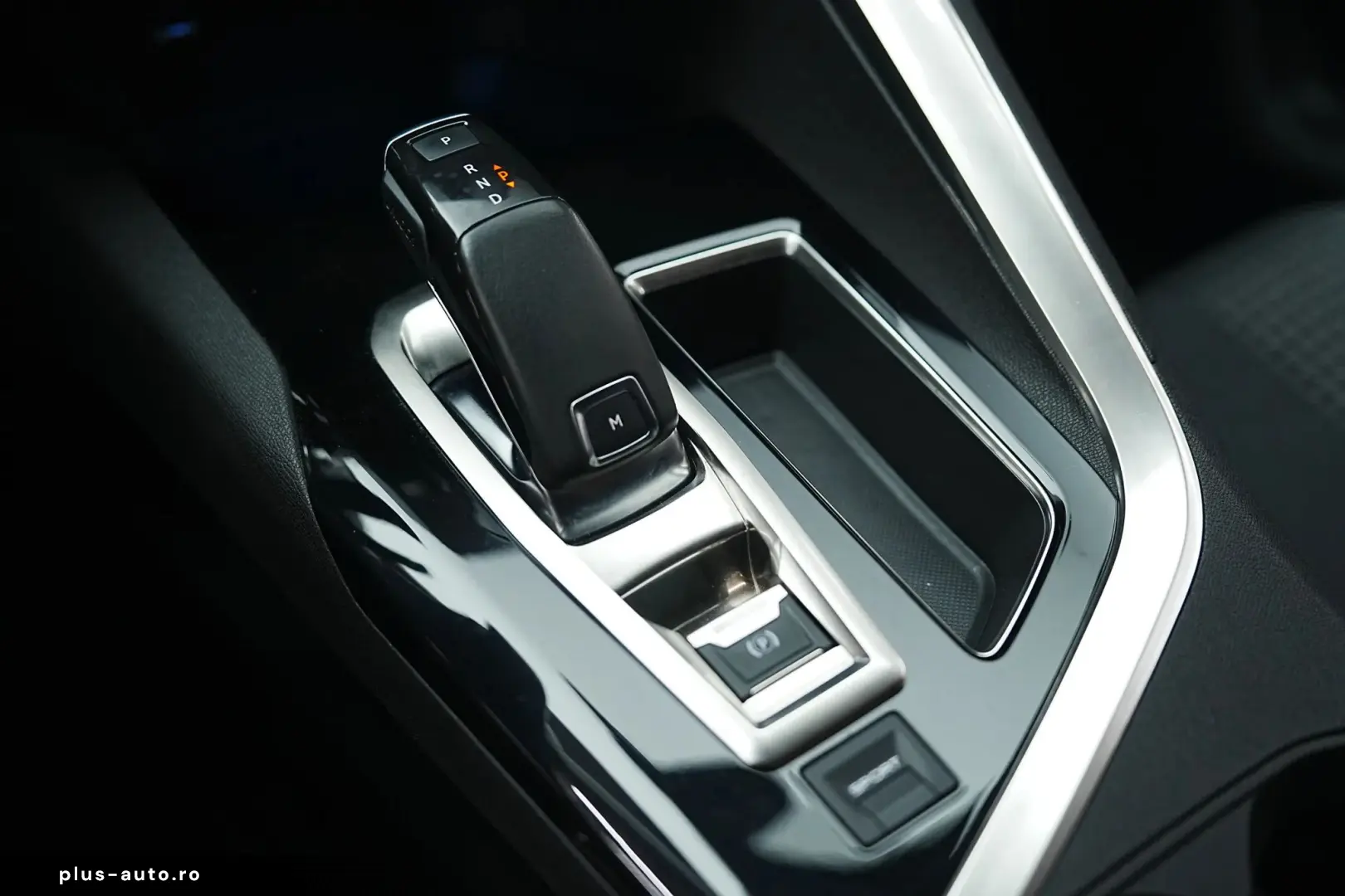 Peugeot 5008 Gen-Ii-2016