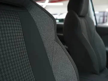 Peugeot 5008 Gen-Ii-2016