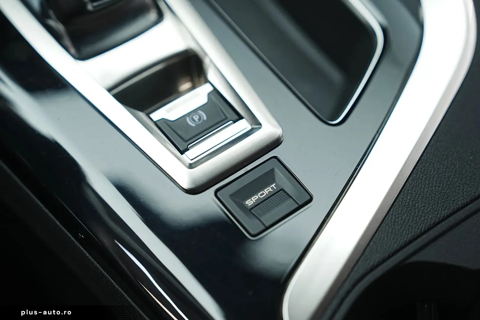 Peugeot 5008 Gen-Ii-2016