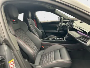 AUDI RS e-tron GT performance quattro Navi Matrix Alu