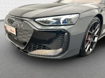 AUDI RS e-tron GT performance quattro Navi Matrix Alu