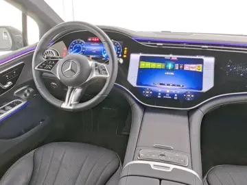 MERCEDES-BENZ EQE 300 Premium Plus HyperScreen Massage