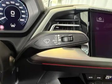 AUDI Q4 e-tron 45 Advanced quattro WÄRMEPUMPE