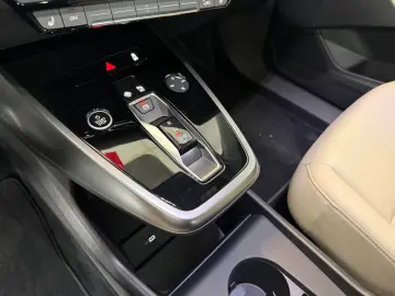 AUDI Q4 e-tron 45 Advanced quattro WÄRMEPUMPE