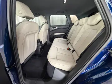 AUDI Q4 e-tron 45 Advanced quattro WÄRMEPUMPE