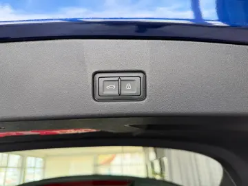 AUDI Q4 e-tron 45 Advanced quattro WÄRMEPUMPE