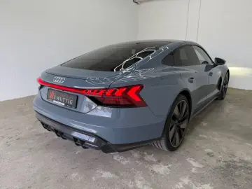 AUDI e-tron GT quattro Audi Exclusive PANO ACC SPORTS