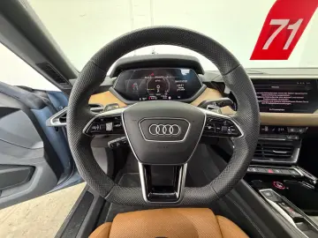 AUDI e-tron GT quattro Audi Exclusive PANO ACC SPORTS