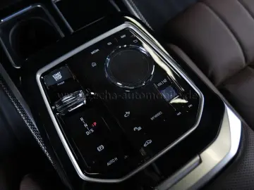 BMW 750 e xDr.M-Sportp.Panod.SKY.Sitzbel.B&W Massage