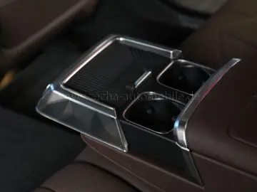 BMW 750 e xDr.M-Sportp.Panod.SKY.Sitzbel.B&W Massage